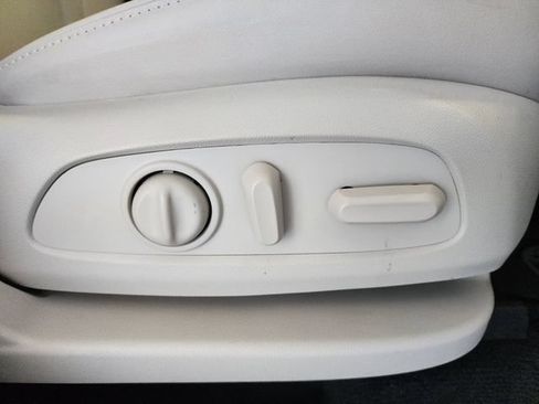 Certified 2023 Buick Enclave Essence w/ LPO, Floor Liner Package FWD image 21