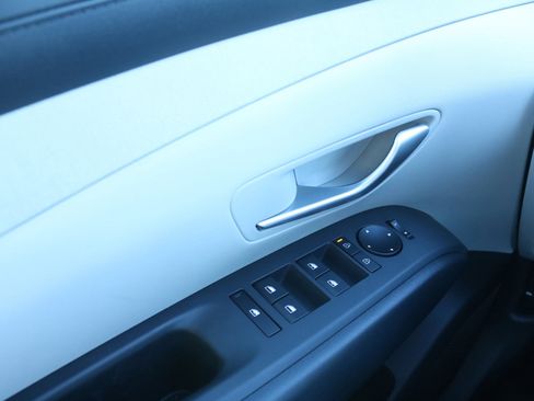 New 2025 Hyundai Tucson SEL image 25