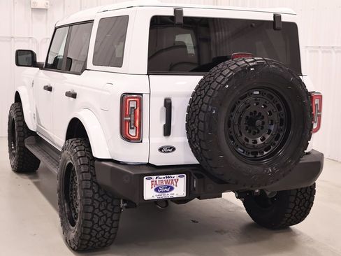 New 2026 Ford Bronco Outer Banks AWD/4WD image 7