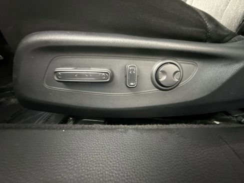 Used 2023 Honda Accord Sport image 14