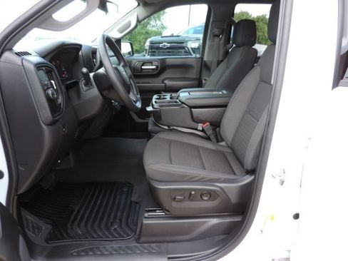Used 2026 Chevrolet Silverado 1500 Custom RWD image 19