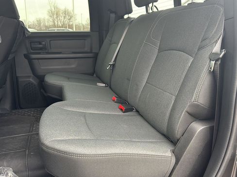 Used 2024 RAM 2500 Tradesman w/ Chrome Appearance Group image 12