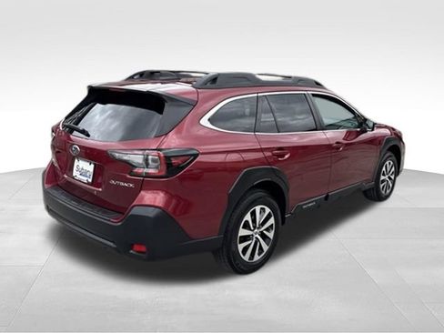 Used 2023 Subaru Outback Premium AWD/4WD image 7