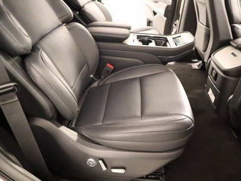 New 2025 Lincoln Navigator Reserve w/ Jet Appearance Package image 15