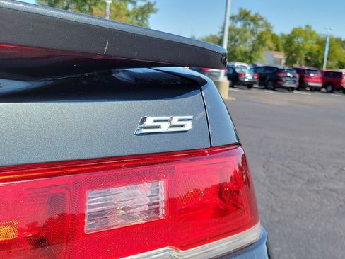 Used 2015 Chevrolet Camaro SS image 8