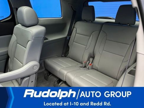 Used 2023 GMC Acadia SLT w/ Preferred Package image 34