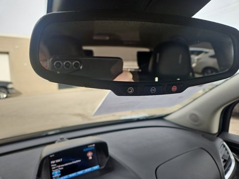 Used 2014 Buick Encore FWD image 25