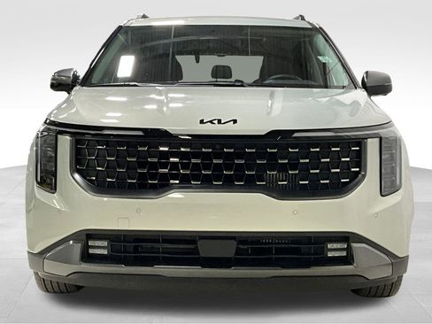 Used 2026 Kia Carnival SX Prestige image 2