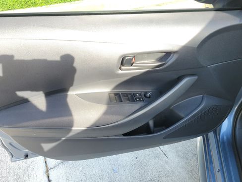 Used 2025 Toyota Corolla LE w/ Convenience Package FWD image 20