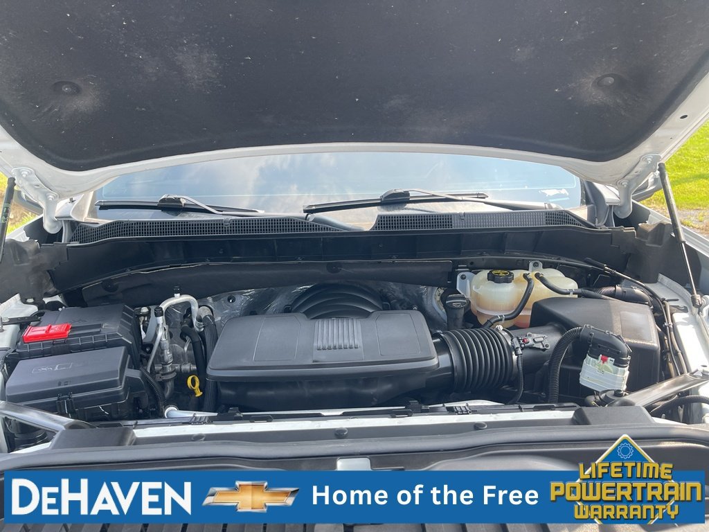 Used 2025 Chevrolet Silverado 1500 LTZ AWD/4WD image 31