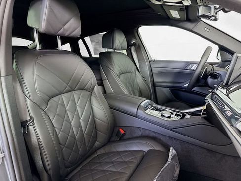 New 2026 BMW X6 xDrive40i w/ Climate Comfort Package image 31