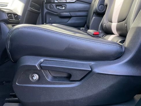 Certified 2023 Honda Pilot EX-L image 39