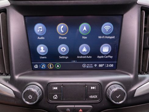 Used 2024 GMC Terrain SLT w/ Infotainment Package II FWD image 19