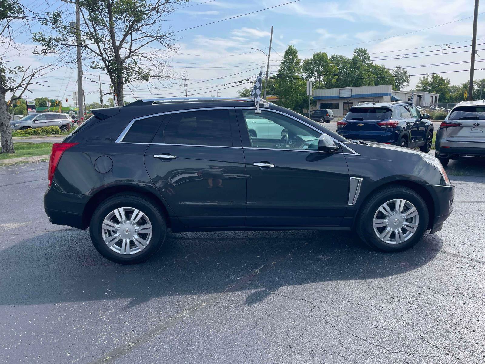 Used 2016 Cadillac SRX Luxury FWD image 9