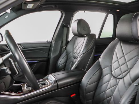 Used 2023 BMW X5 xDrive40i w/ Executive Package AWD/4WD image 24