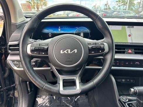 Used 2023 Kia Sportage SX image 30