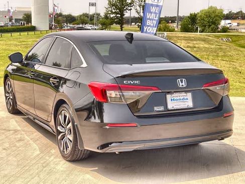 Used 2024 Honda Civic EX image 5
