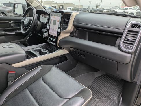 Used 2022 RAM 1500 Laramie w/ Laramie Southwest Edition RWD image 28