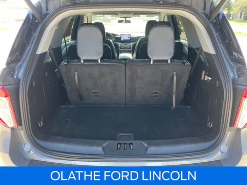Certified 2024 Ford Explorer XLT w/ Equipment Group 202A AWD/4WD image 29
