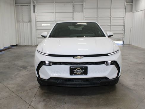 New 2026 Chevrolet Equinox EV LT image 3