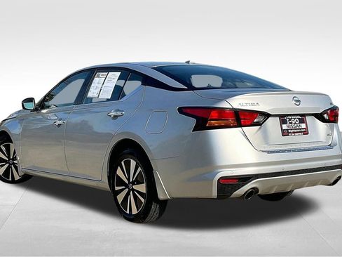 Used 2020 Nissan Altima 2.5 SV image 19