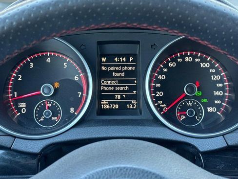 Used 2012 Volkswagen Golf 2-Door FWD image 17