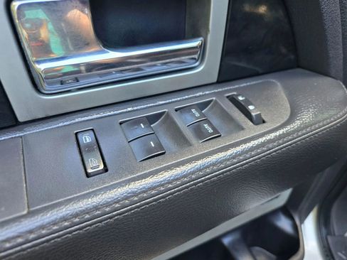 Used 2012 Ford F150 Platinum w/ Max Trailer Tow Pkg image 23