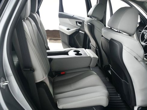 Used 2024 Acura MDX FWD w/ Technology Package image 35