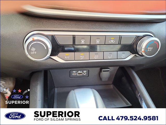 Used 2024 Nissan Altima 2.5 SV FWD image 15
