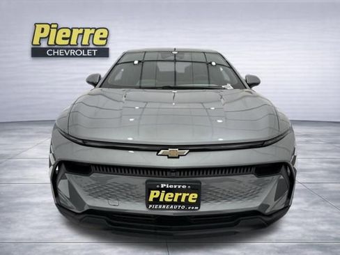 New 2026 Chevrolet Equinox EV LT image 8