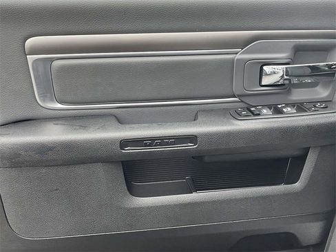 Used 2024 RAM 1500 Classic SLT image 13