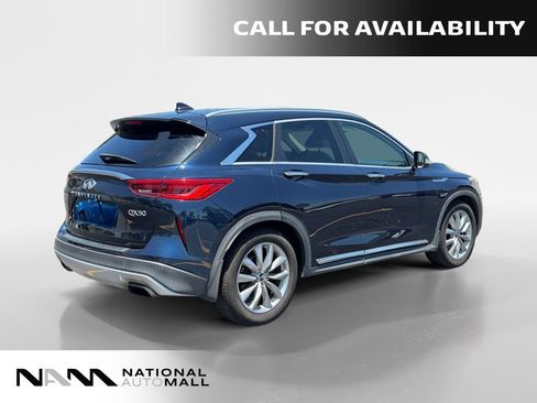 Used 2019 INFINITI QX50 Luxe w/ Navigation Package FWD image 5