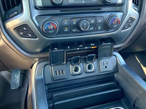 Used 2015 Chevrolet Silverado 2500 LTZ w/ LTZ Plus Package image 29