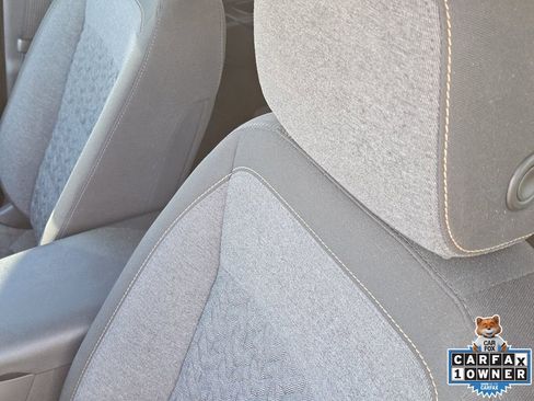 Used 2024 Chevrolet Equinox LT image 30