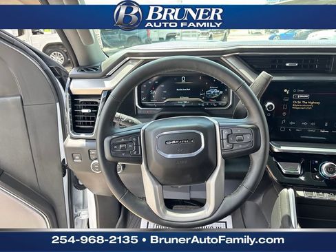 Used 2024 GMC Sierra 3500 Denali w/ Denali Reserve Package image 20