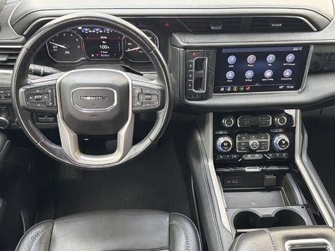 Used 2021 GMC Yukon Denali w/ Denali Premium Package AWD/4WD image 29
