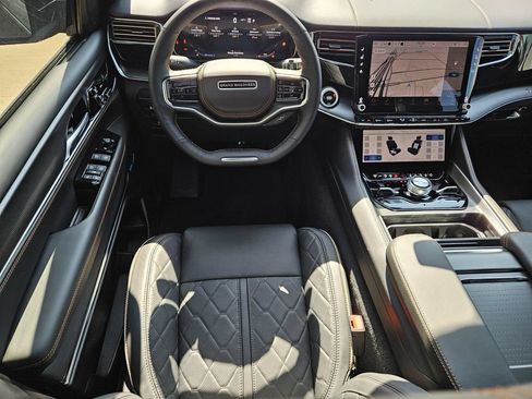 New 2026 Jeep Grand Wagoneer L Summit AWD/4WD image 11