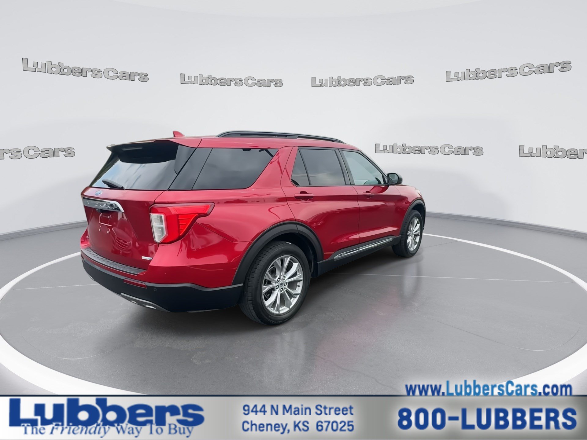 Used 2020 Ford Explorer XLT w/ Equipment Group 202A AWD/4WD image 8