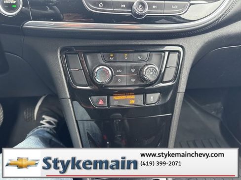 Used 2019 Buick Encore Preferred image 37