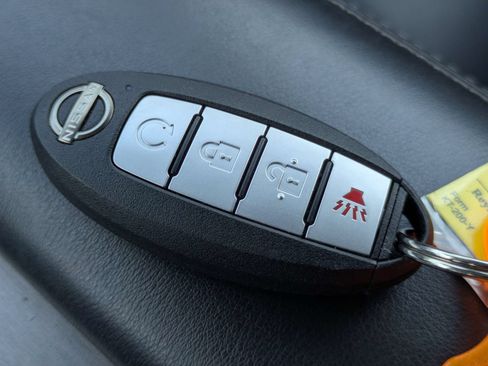 Used 2023 Nissan Murano SV AWD/4WD image 20