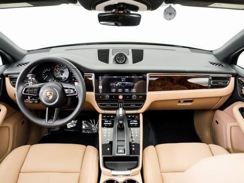 New 2026 Porsche Macan S image 23