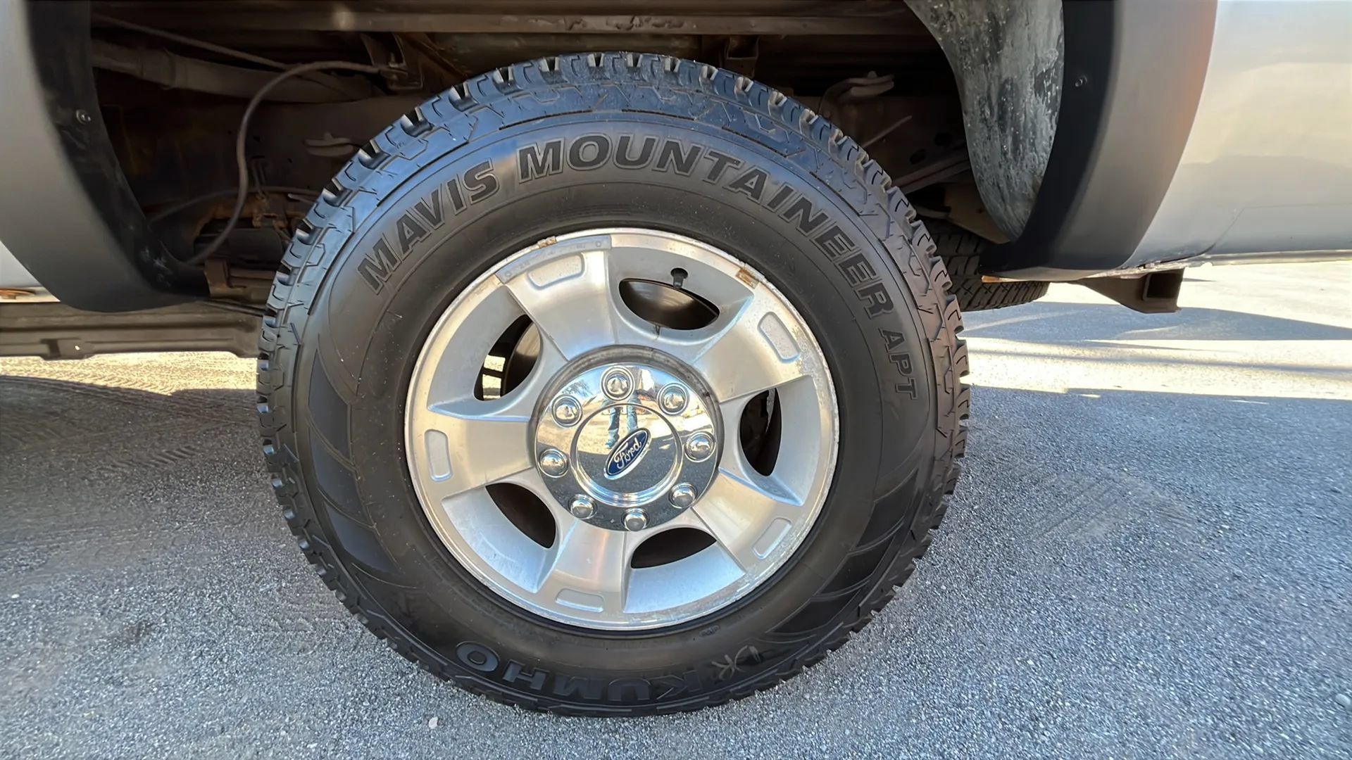 Used 2016 Ford F350 XLT AWD/4WD image 11