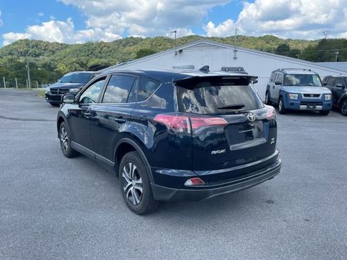 Used 2018 Toyota RAV4 LE w/ All Weather Liner Package image 6