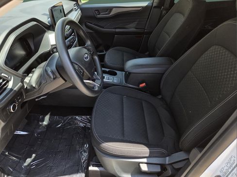 Used 2025 Ford Escape Active AWD/4WD image 21