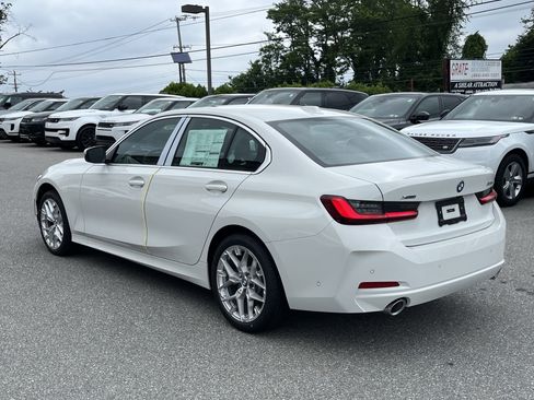 Certified 2025 BMW 330i xDrive 330i xDrive w/ Premium Package image 7