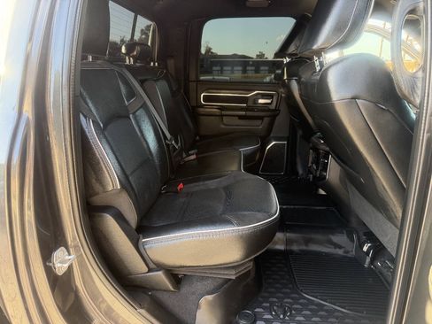 Used 2025 RAM 2500 Laramie w/ Night Edition AWD/4WD image 15