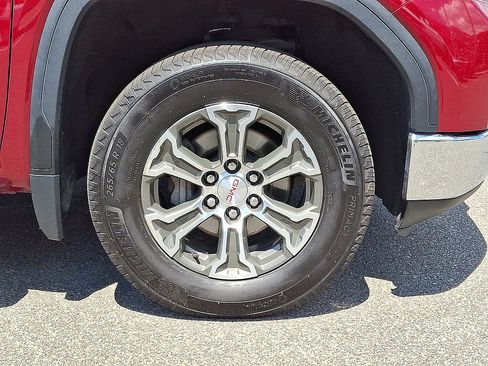 Used 2019 GMC Sierra 1500 SLE w/ SLE Value Package AWD/4WD image 27