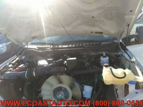 Used 2022 Ford F250 XL w/ Power Equipment Group image 7