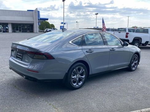 New 2026 Honda Accord EX-L image 5