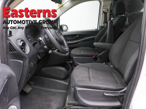 Used 2022 Mercedes-Benz Metris image 14